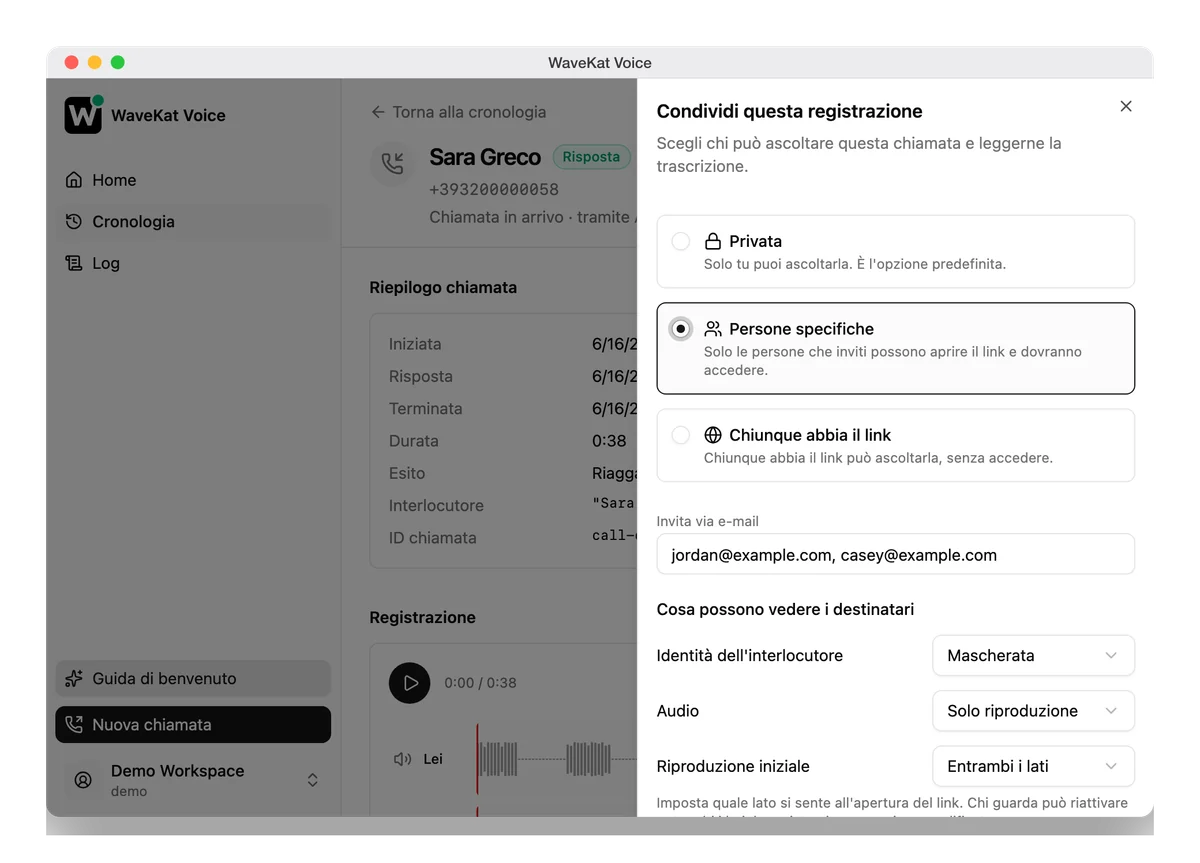 WaveKat Voice su Mac — il pannello di condivisione su una chiamata registrata: i tre livelli di accesso, un campo per gli inviti e i controlli su ciò che i destinatari possono vedere.